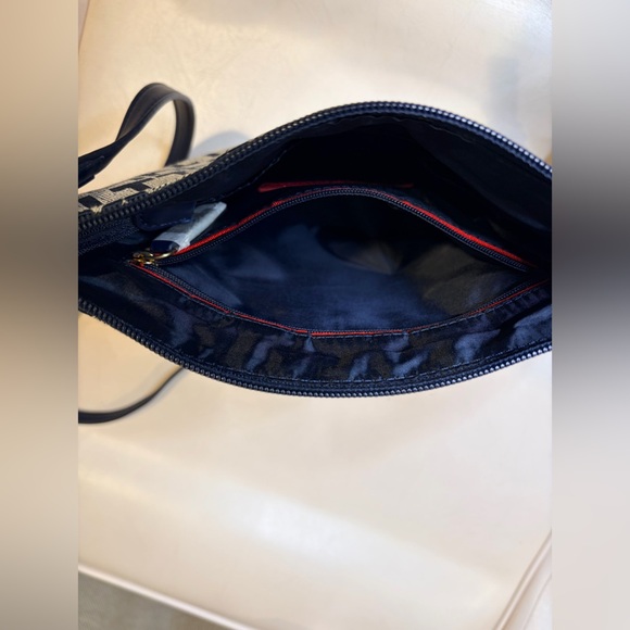 Tommy Hilfiger Navy and Gray Patterned Crossbody Bag - Picture 4 of 8